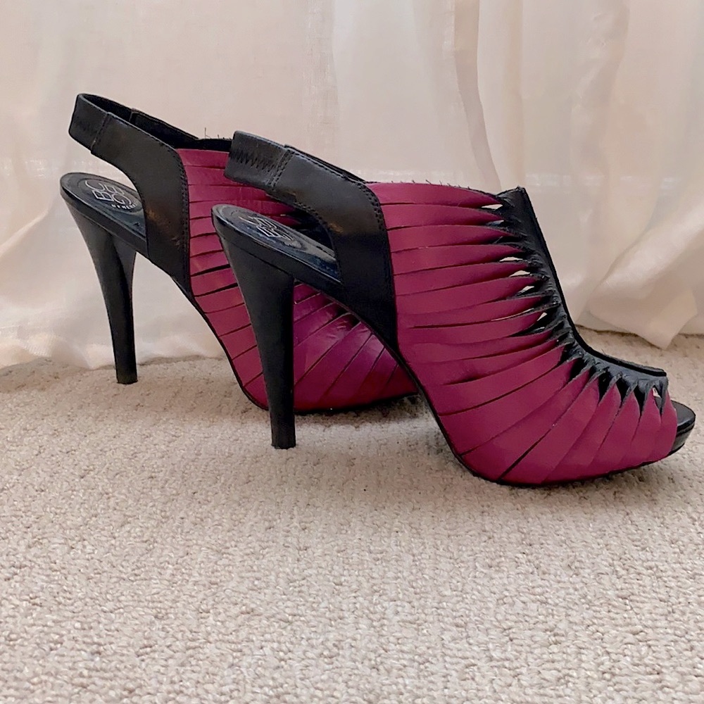 BCBG high heels (8.5)